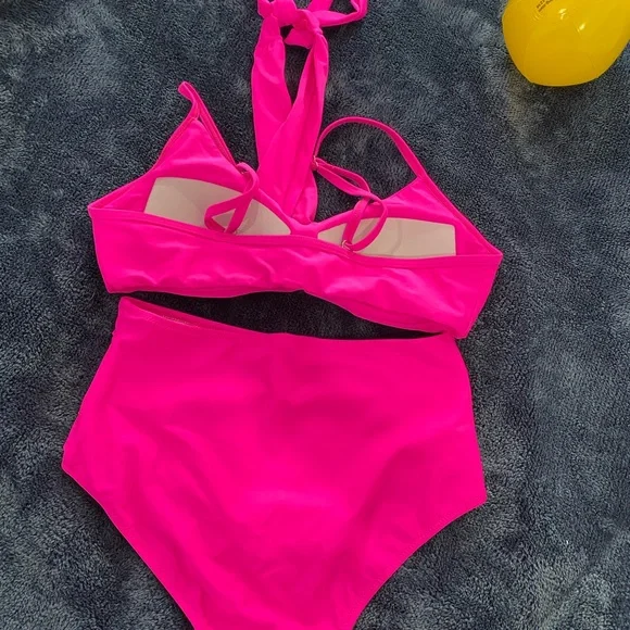 ⬇️PRICE DROP ⬇️ Hot Pink Cross Over Bra Top High Waisted Bikini Bottom-Size S - Picture 3 of 11